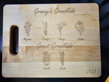 Personalized Maple Cutting Board, Birth Flower Design, Custom Engraved Board, Kitchen Decor, Gift Idea