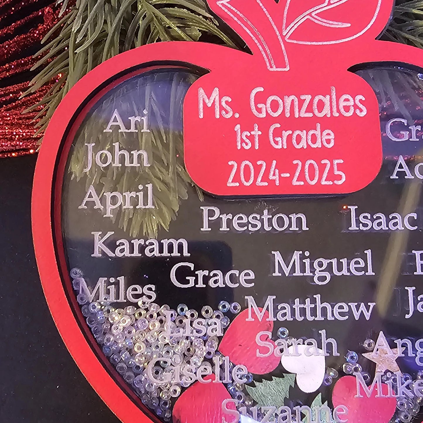 Personalized Teacher Apple Ornament with Student Names, Custom Shaker Ornament Teacher Gift, Class Room Decoration, Handmade